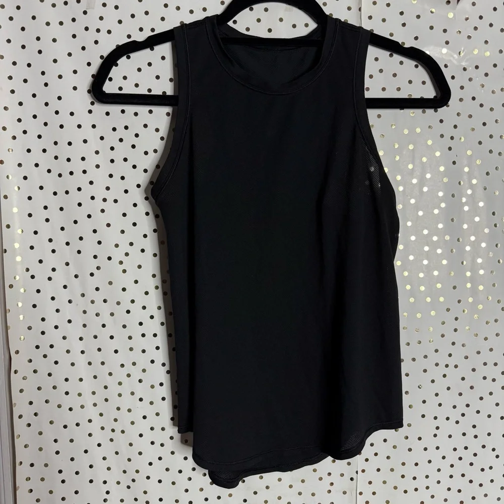 Lululemon Black Sleeveless Women's Top
